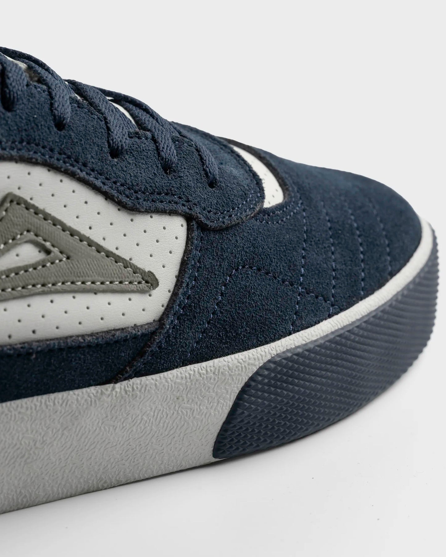CAMBRIDGE ELITE NAVY SEAGRASS WHITE