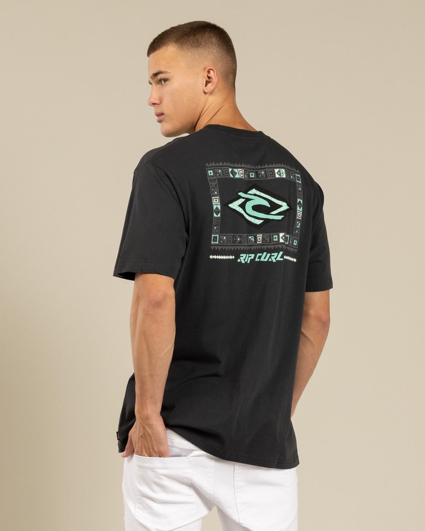 LEGACY TEE