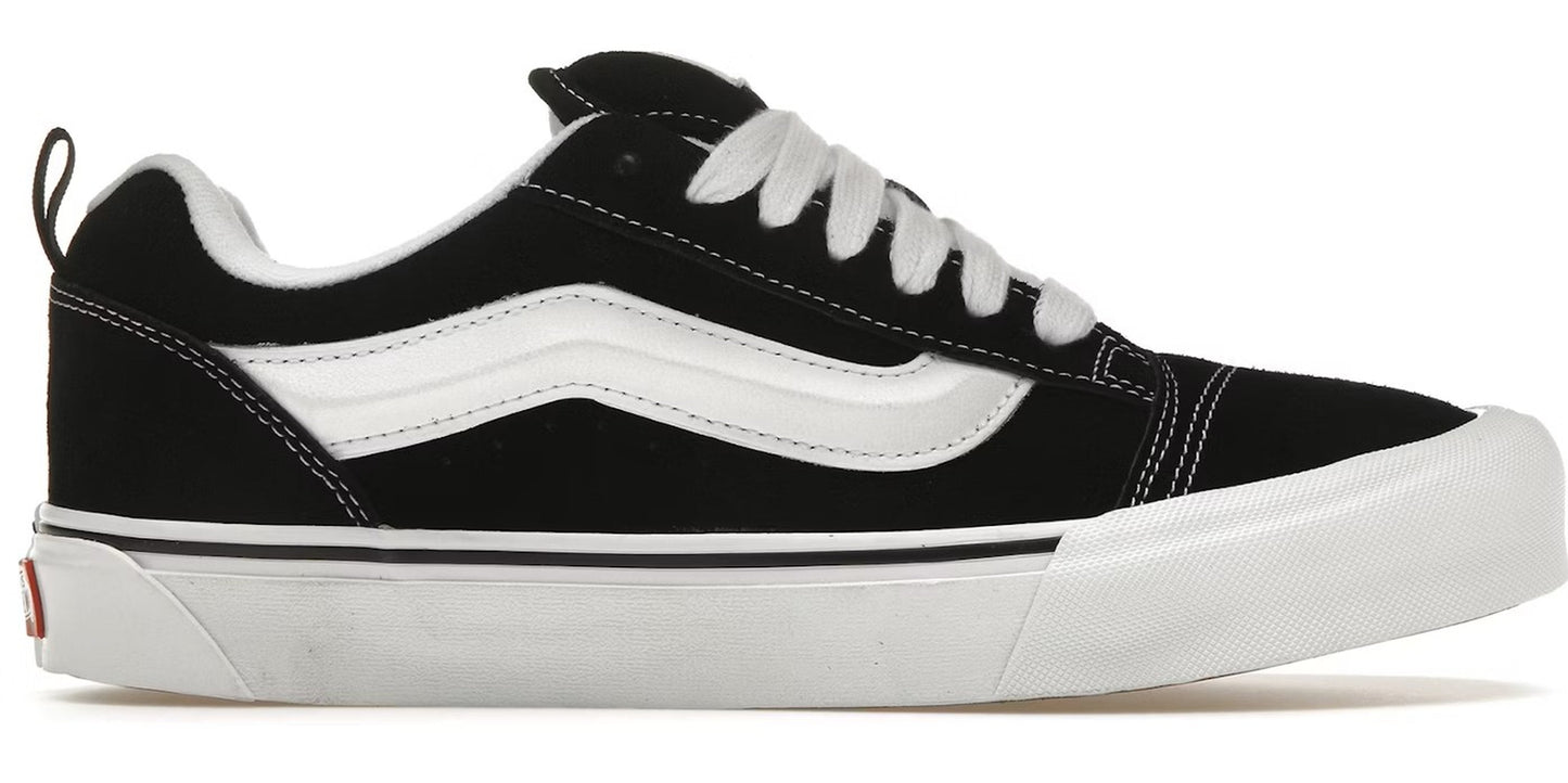 Knu Skool Black True White