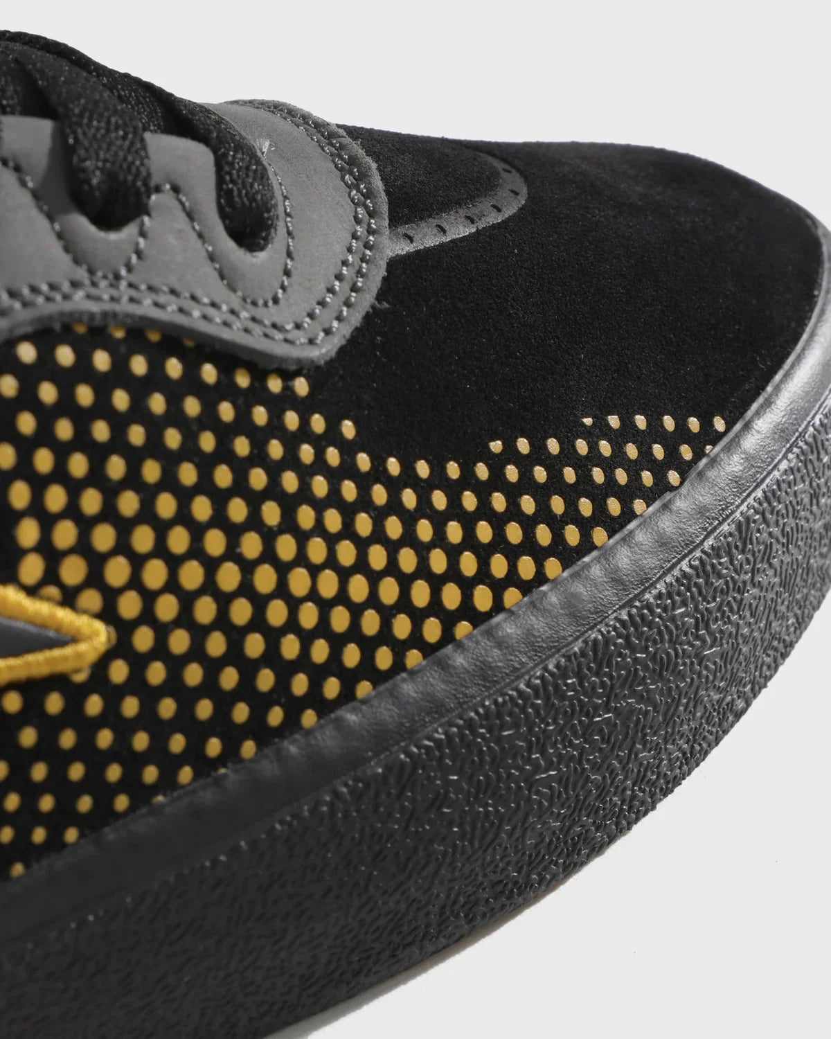 ESSEX BLACK YELLOW GRAY