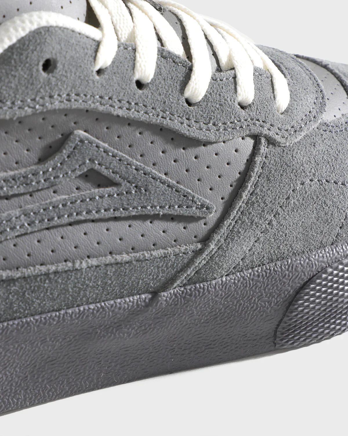 CAMBRIDGE LAKAI X RIPNDIP GREY SUEDE