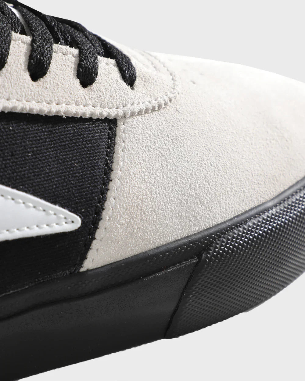MANCHESTER WHITE SUEDE BLACK BLACK