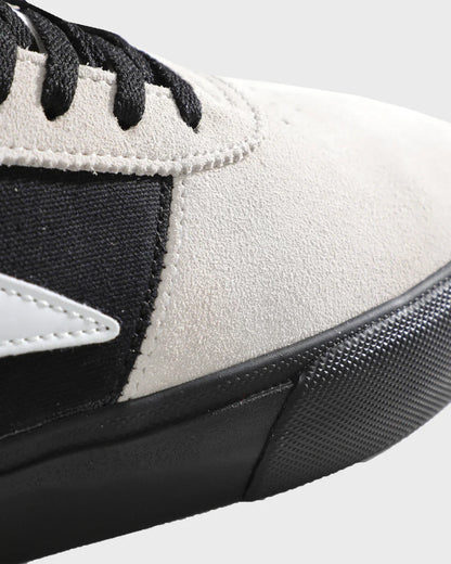 MANCHESTER WHITE SUEDE BLACK BLACK